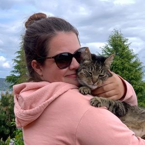 Meet your Posher, Liz